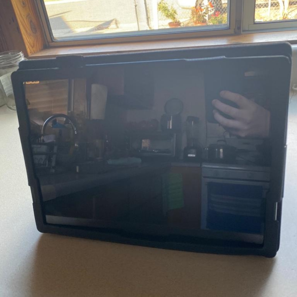 Tablet - Picture 2 of 4